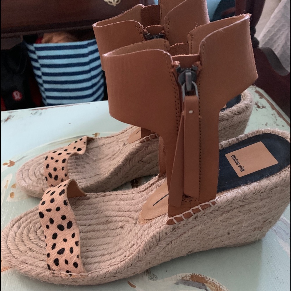 Dolce Vita Tan and Cheetah Print Wedges